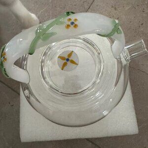 Glass teapot